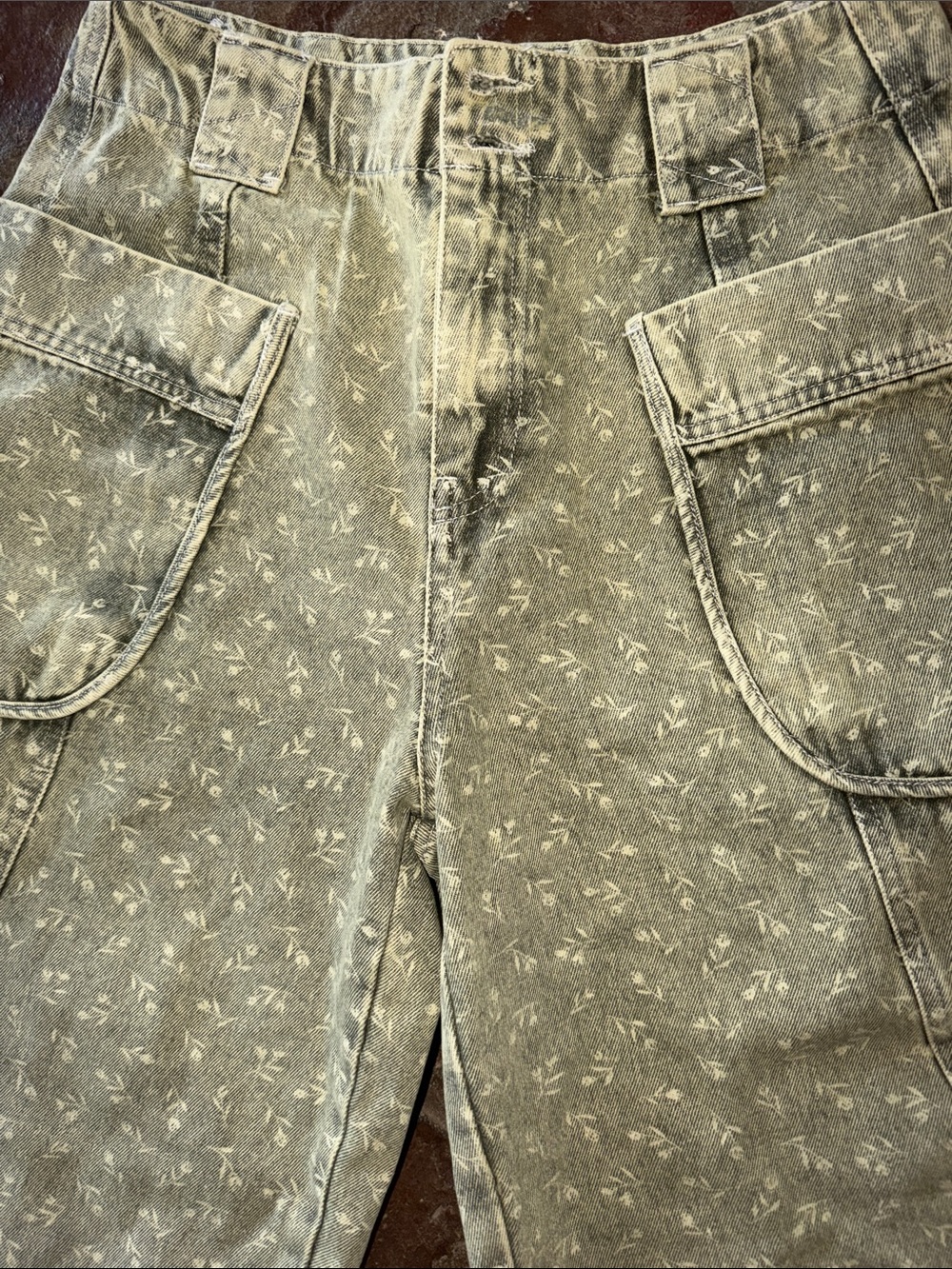 ⭐️NWT Easel Meadow Barrel Jeans⭐️ - Picture 6 of 11